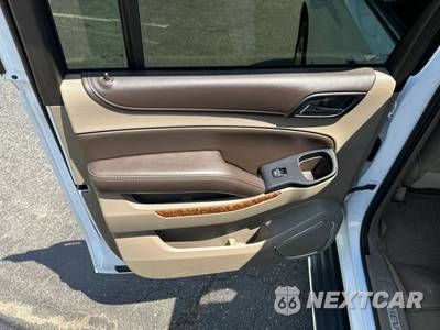 2020 Chevrolet Suburban 1500 Premier 1LZ - zdjęcie 42 z 48 - miniatura