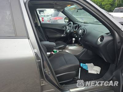2011 Nissan JUKE SV - zdjęcie 8 z 42 - miniatura