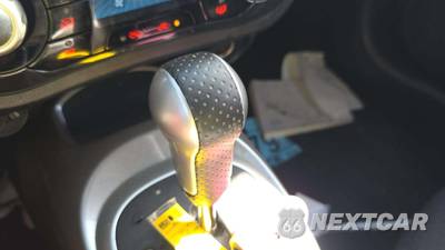 2011 Nissan JUKE SV - zdjęcie 32 z 42 - miniatura