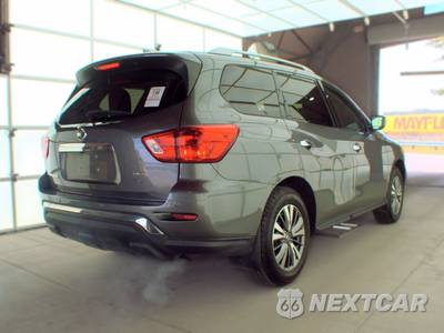 2019 Nissan Pathfinder SV - zdjęcie 4 z 28 - miniatura