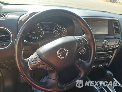 2019 Nissan Pathfinder SV - zdjęcie 10 z 28 - miniatura