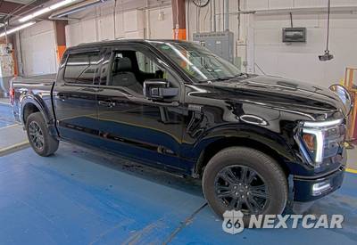 2024 Ford F-150 Platinum Crew Cab Short Bed - zdjęcie 3 z 20 - miniatura