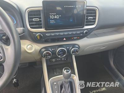 2023 Hyundai Venue Limited - zdjęcie 11 z 21 - miniatura