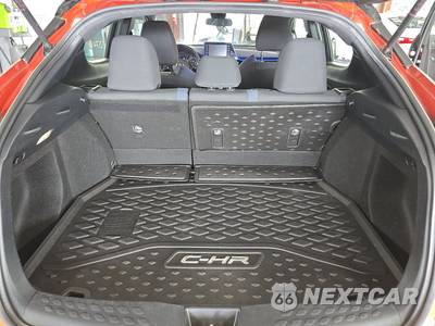 2020 Toyota C-HR XLE - zdjęcie 16 z 25 - miniatura