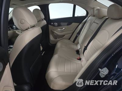 2016 Mercedes-Benz C 300 4MATIC - zdjęcie 13 z 38 - miniatura
