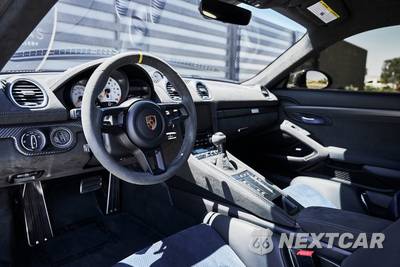 2023 Porsche 718 Cayman GT4 RS - zdjęcie 2 z 81 - miniatura