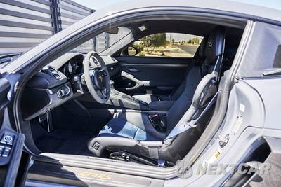 2023 Porsche 718 Cayman GT4 RS - zdjęcie 38 z 81 - miniatura
