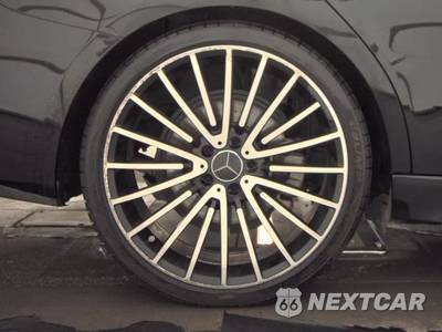 2022 Mercedes-Benz C 300 Sedan - zdjęcie 11 z 35 - miniatura