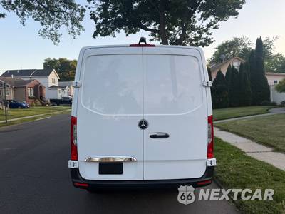 2022 Mercedes-Benz Sprinter 2500 Cargo Van Standard Roof 144.0" WB - zdjęcie 4 z 23 - miniatura