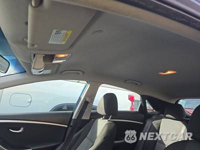 2014 Hyundai Elantra GT Hatchback - zdjęcie 19 z 35 - miniatura