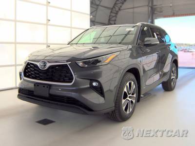 2022 Toyota Highlander Hybrid XLE - zdjęcie 1 z 29 - miniatura