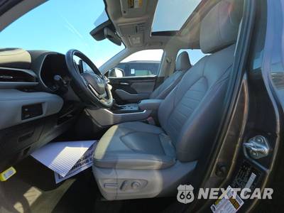2022 Toyota Highlander Hybrid XLE - zdjęcie 7 z 29 - miniatura