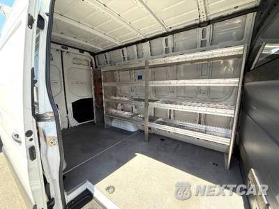 2023 Mercedes-Benz Sprinter 2500 Cargo Van Standard Roof 144.0" WB - zdjęcie 33 z 44 - miniatura