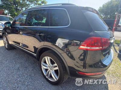 2013 Volkswagen Touareg TDI Sport w/Navigation - zdjęcie 2 z 14 - miniatura