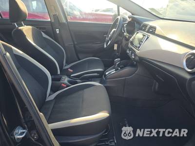 2021 Nissan Versa SV - zdjęcie 8 z 37 - miniatura