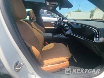 2026 Mercedes-Benz E 350 Sedan - zdjęcie 8 z 18 - miniatura
