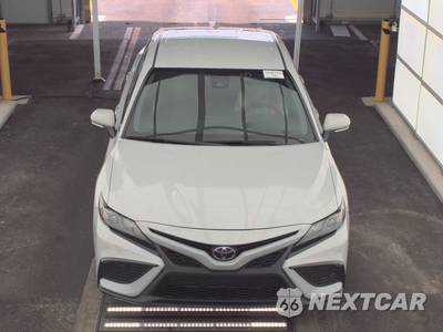 2024 Toyota Camry SE - zdjęcie 2 z 26 - miniatura