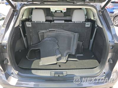 2023 Toyota Highlander Hybrid LE - zdjęcie 17 z 33 - miniatura