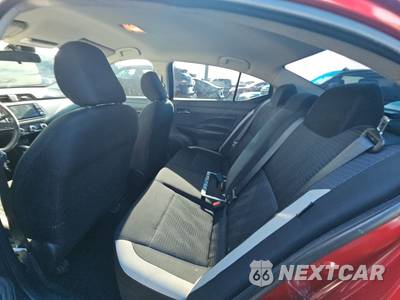 2020 Nissan Versa SV - zdjęcie 13 z 32 - miniatura