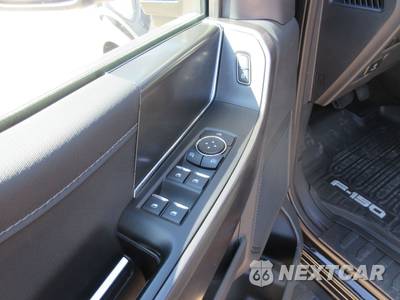2024 Ford F-150 XLT Crew Cab Short Bed - zdjęcie 12 z 21 - miniatura