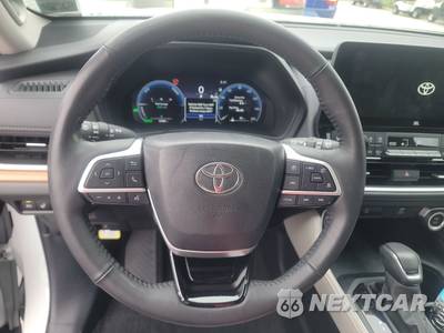 2025 Toyota Grand Highlander Hybrid Limited - zdjęcie 10 z 19 - miniatura