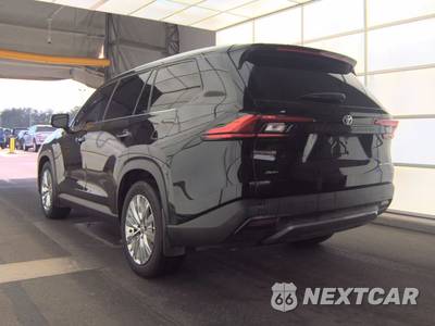 2024 Toyota Grand Highlander Platinum - zdjęcie 6 z 19 - miniatura