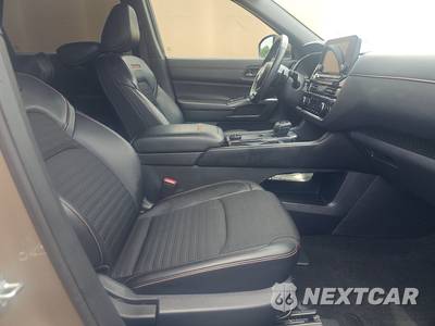 2023 Nissan Pathfinder Rock Creek - zdjęcie 8 z 19 - miniatura