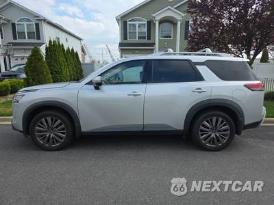 2023 Nissan Pathfinder SL - zdjęcie 8 z 28 - miniatura