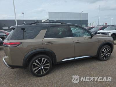 2023 Nissan Pathfinder Platinum - zdjęcie 4 z 28 - miniatura