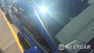 2025 Toyota Camry XSE - zdjęcie 28 z 33 - miniatura