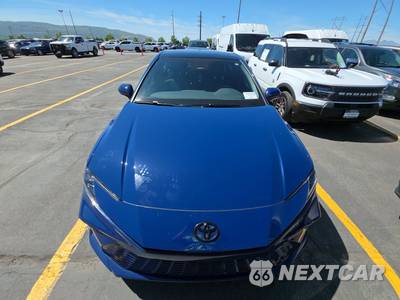 2025 Toyota Camry XSE - zdjęcie 2 z 33 - miniatura