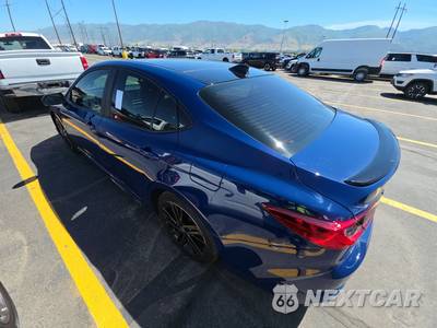 2025 Toyota Camry XSE - zdjęcie 6 z 33 - miniatura