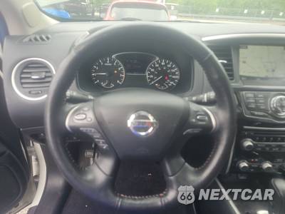 2020 Nissan Pathfinder SL - zdjęcie 10 z 23 - miniatura
