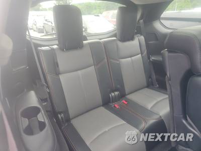2020 Nissan Pathfinder SL - zdjęcie 14 z 23 - miniatura