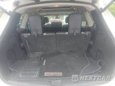 2020 Nissan Pathfinder SL - zdjęcie 17 z 23 - miniatura