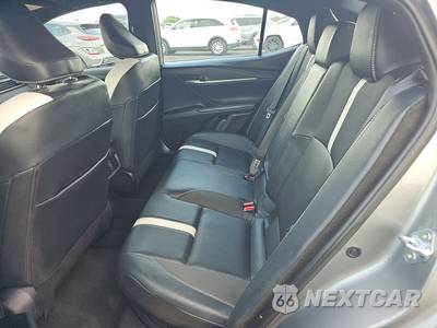 2026 Toyota Camry SE - zdjęcie 13 z 21 - miniatura