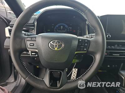2026 Toyota Camry SE - zdjęcie 10 z 21 - miniatura