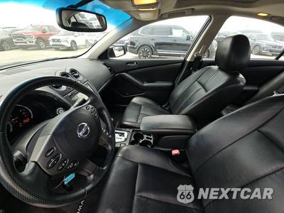 2012 Nissan Altima 3.5 SR Sedan - zdjęcie 7 z 46 - miniatura