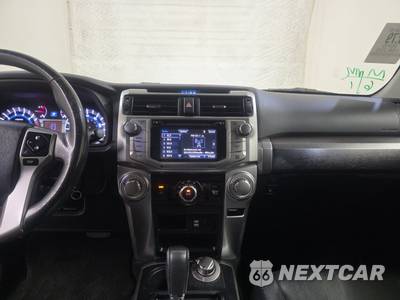 2016 Toyota 4Runner SR5 - zdjęcie 11 z 25 - miniatura