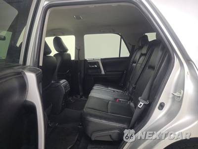 2016 Toyota 4Runner SR5 - zdjęcie 13 z 25 - miniatura