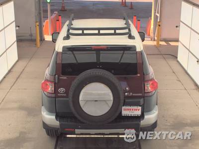 2009 Toyota FJ Cruiser w/Rear Doors - zdjęcie 5 z 39 - miniatura