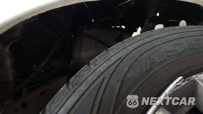2015 Nissan Versa SV - zdjęcie 34 z 40 - miniatura