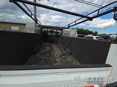 2018 Chevrolet Silverado 3500HD Cab Chassis WT Regular Cab 1WT DRW - zdjęcie 15 z 17 - miniatura
