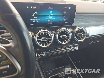 2020 Mercedes-Benz GLB 250 4MATIC - zdjęcie 11 z 27 - miniatura