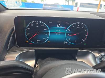 2020 Mercedes-Benz GLB 250 4MATIC - zdjęcie 12 z 27 - miniatura