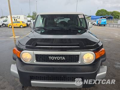 2007 Toyota FJ Cruiser w/Rear Doors - zdjęcie 2 z 31 - miniatura