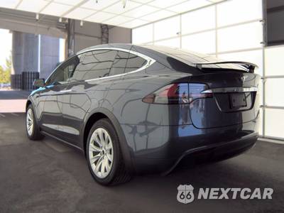 2021 Tesla Model X Long Range Plus - zdjęcie 6 z 46 - miniatura