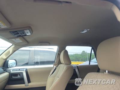 2011 Toyota 4Runner SR5 - zdjęcie 18 z 50 - miniatura