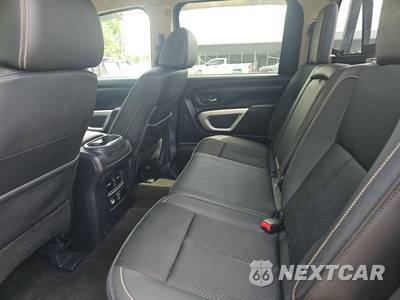 2019 Nissan TITAN PRO-4X Crew Cab Short Bed - zdjęcie 13 z 39 - miniatura