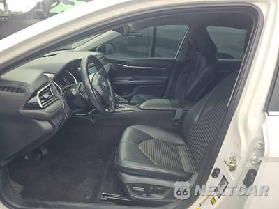 2019 Toyota Camry SE - zdjęcie 7 z 26 - miniatura